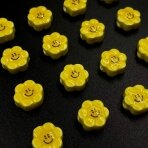 10x5mm geltonos sp. gėlytės, 1vnt.