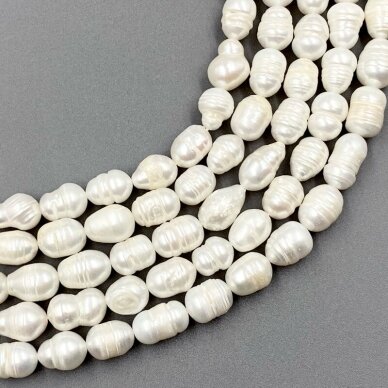 10-11mm natūralūs gėlavandeniai perlai, 33cm juosta 10-11mm natūralūs gėlavandeniai perlai, 33cm juosta