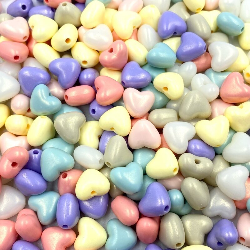 10mm mix sp. plastiko širdelės, 20vnt.