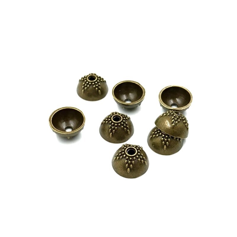 10x5mm žalvario sp. kepurėlės, 31vnt. 10x5mm žalvario sp. kepurėlės, 31vnt.