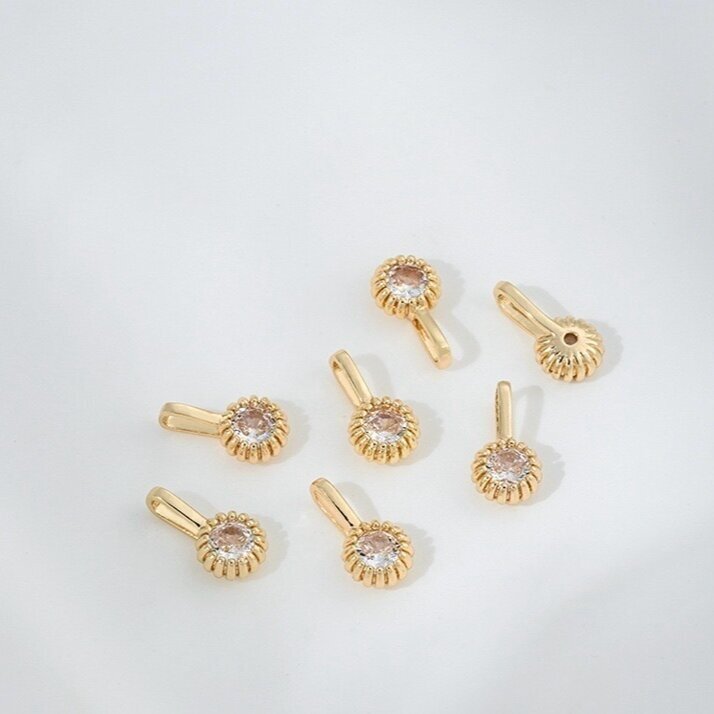 11x6mm 14k aukso sp. nerūdijančio plieno pakabukas, 1vnt.