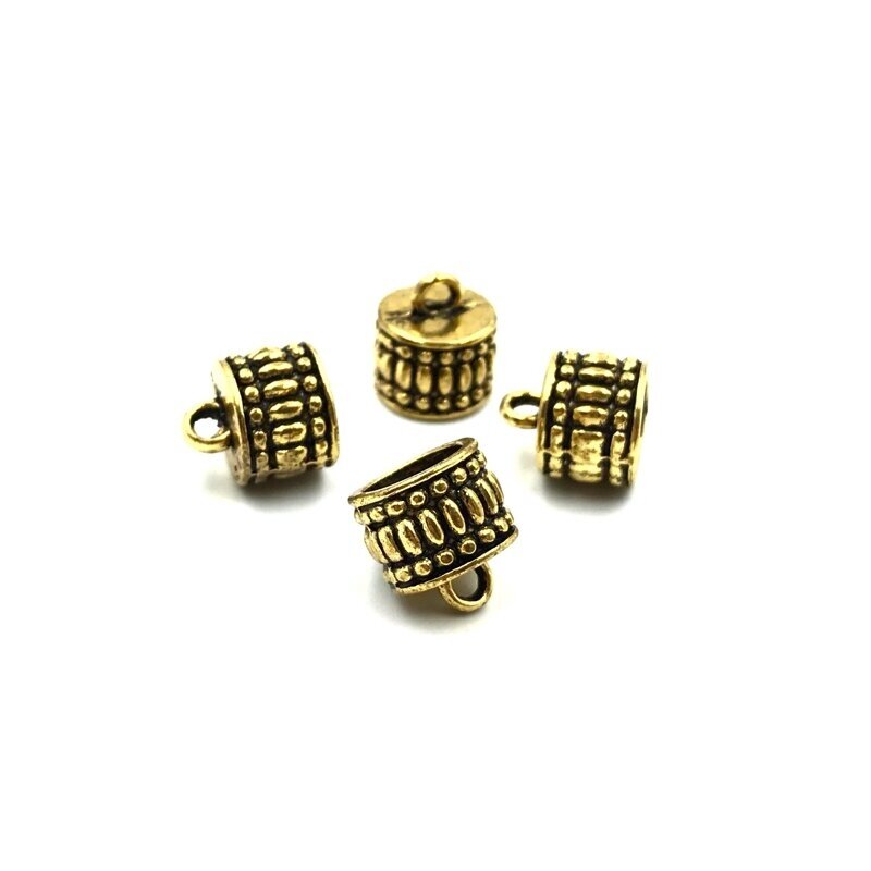 11x12mm aukso sp. kepurėlės, 7vnt. 11x12mm aukso sp. kepurėlės, 7vnt.