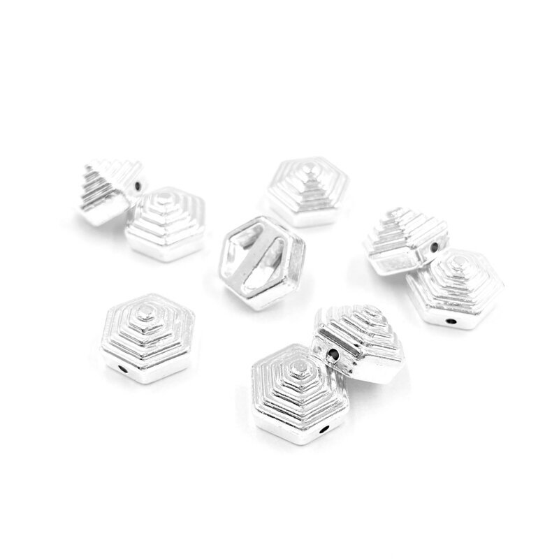11x7mm sidabro sp. prisiuvamos plastiko kniedės, 10g (apie 20vnt.)