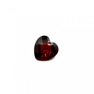 13x13mm bordo sp. širdies formos cirkonis, 1vnt.