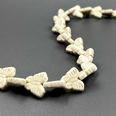 13x15mm kreminės sp. drugelio formos hovlitas, 40cm juosta 13x15mm kreminės sp. drugelio formos hovlitas, 40cm juosta