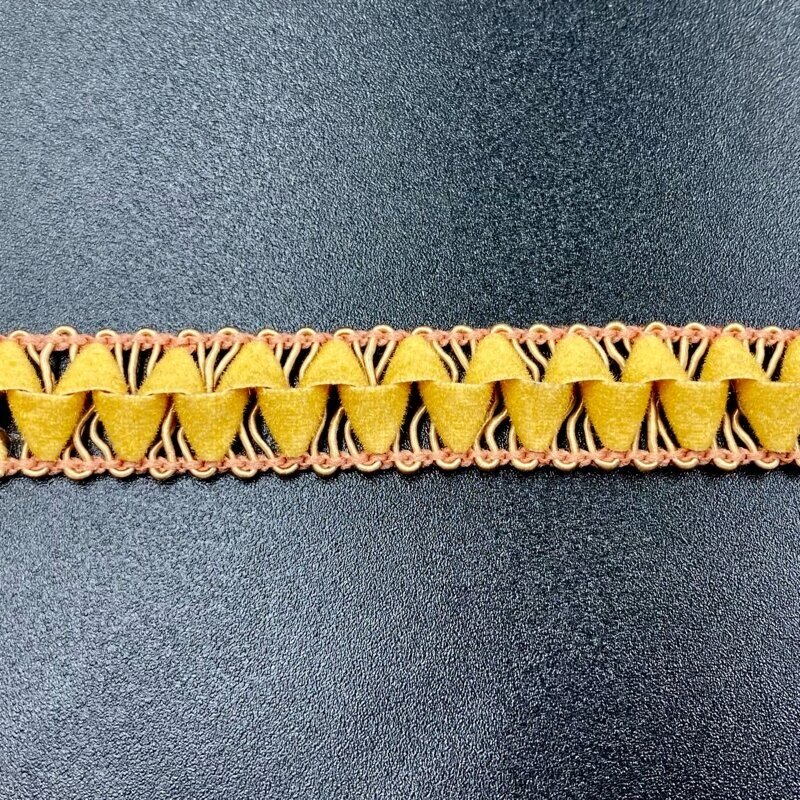 13mm oranžinės sp. sintetinis nėrinys, 1m