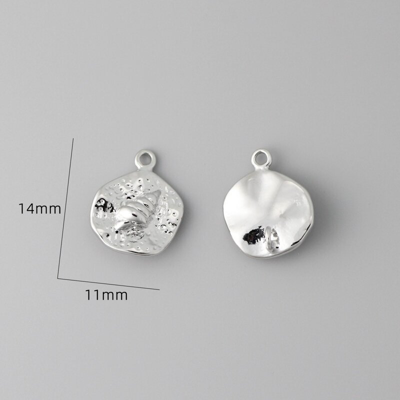14x11mm platinos sp. nerūdijančio plieno pakabukas kriauklė, 1vnt. 14x11mm platinos sp. nerūdijančio plieno pakabukas kriauklė, 1vnt.