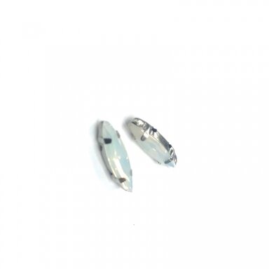15x4mm mėnulio sp. kristalai sidabro sp. rėmeliuose, 2vnt