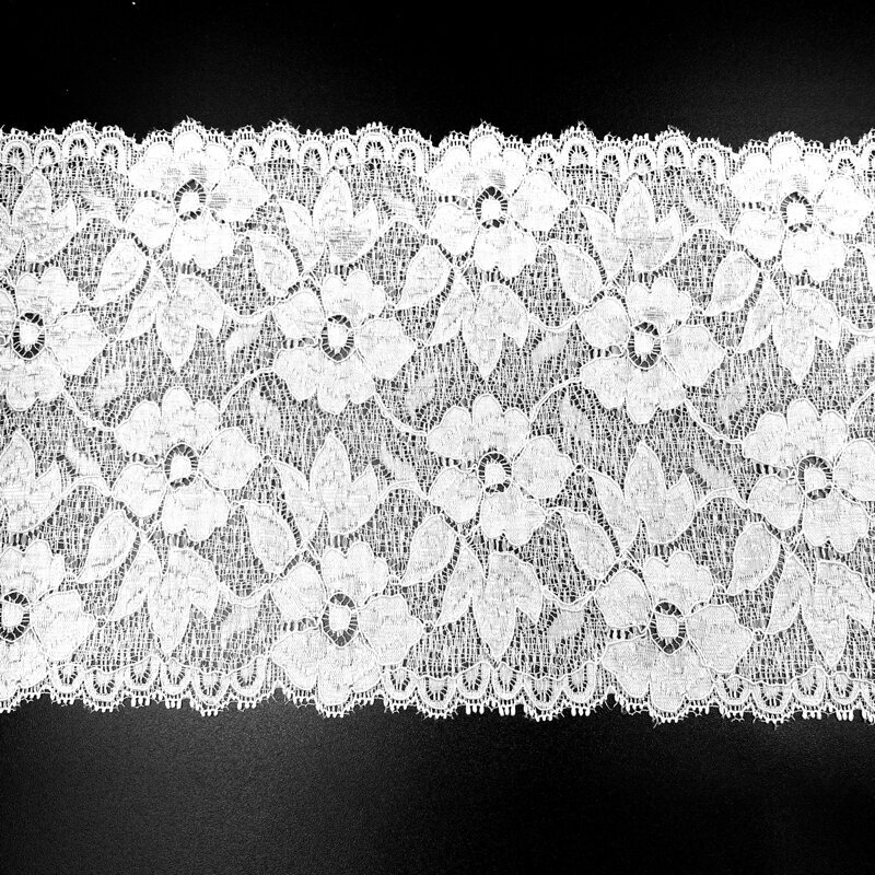155mm baltos sp. elastinis nėrinys, 1m