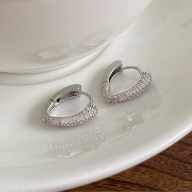 16x4mm platinos sp. nerūdijančio plieno auskarų įvėrimai, 2vnt. 16x4mm platinos sp. nerūdijančio plieno auskarų įvėrimai, 2vnt.