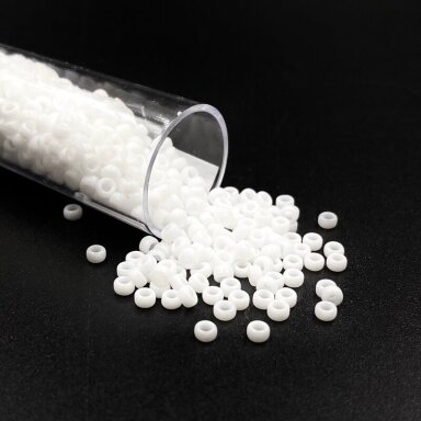 1,7x2,8mm baltos sp. biserio karoliukai, ±10g