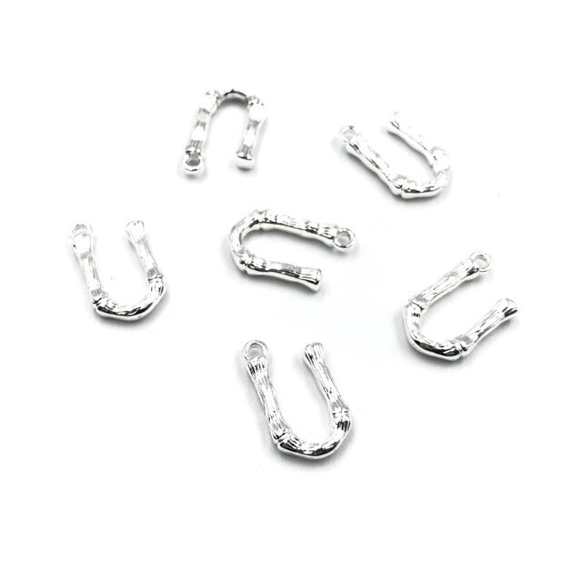 17x11mm sidabro sp. nerūdijančio plieno pakabukas U raidė, 2vnt.