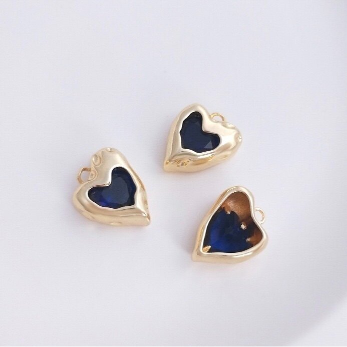 17x14mm 14k aukso sp. nerūdijančio plieno pakabukas širdis, 1vnt. 17x14mm 14k aukso sp. nerūdijančio plieno pakabukas širdis, 1vnt.