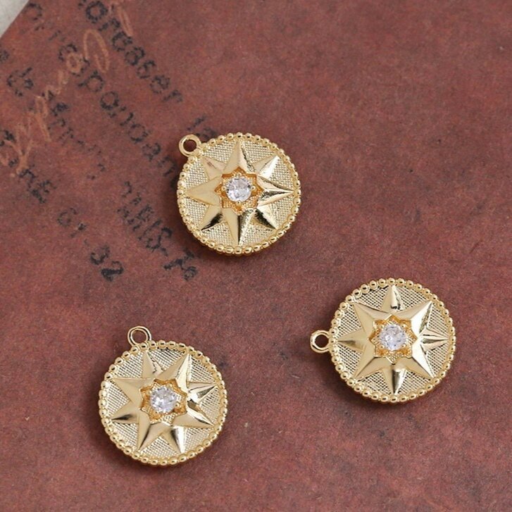 17x15mm 14k aukso sp. nerūdijančio plieno pakabukas žvaigždė, 1vnt.
