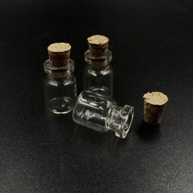 18x12mm stikliniai buteliukai su kamščiu, 14vnt. 18x12mm stikliniai buteliukai su kamščiu, 14vnt.