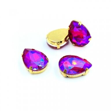 18x13mm Fuchsia sp. kristalai aukso sp. rėmeliuose, 4vnt.
