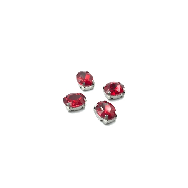 10x8mm raudonos sp. kristalai sidabro sp. rėmeliuose, 6vnt.