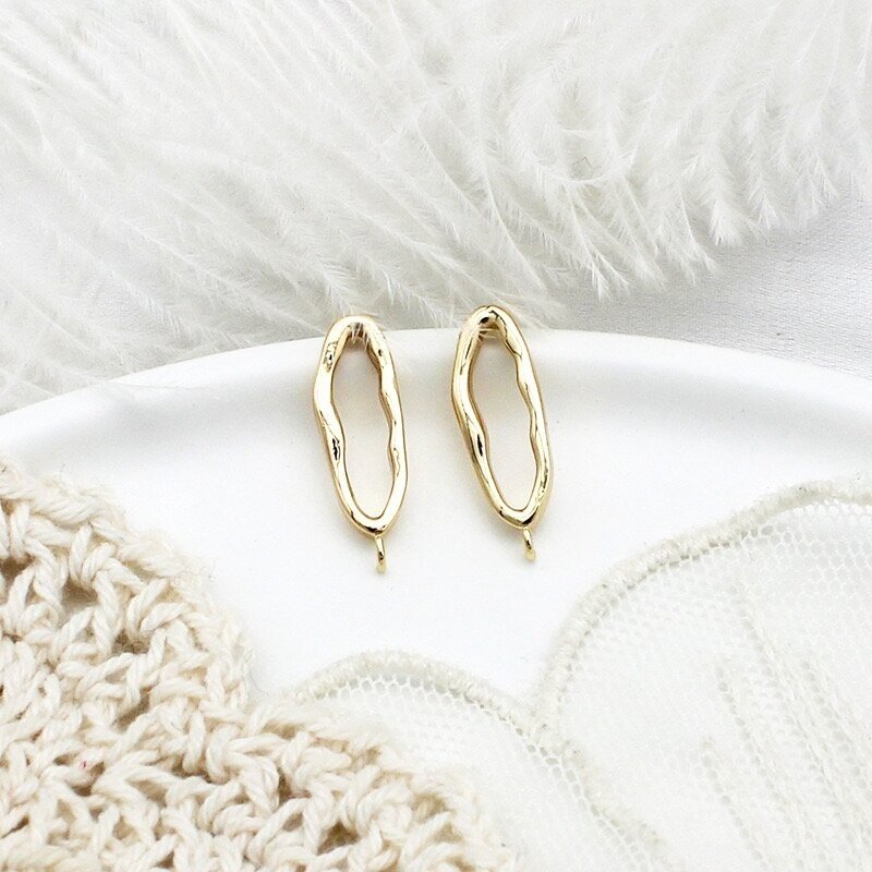 17x6mm 14k aukso sp. nerūdijančio plieno auskarų įvėrimai, 2vnt. 17x6mm 14k aukso sp. nerūdijančio plieno auskarų įvėrimai, 2vnt.