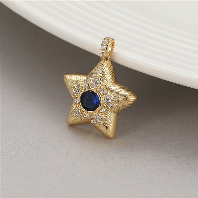 24x20mm 14k aukso sp. nerūdijančio plieno pakabukas žvaigždė, 1vnt. 24x20mm 14k aukso sp. nerūdijančio plieno pakabukas žvaigždė, 1vnt.