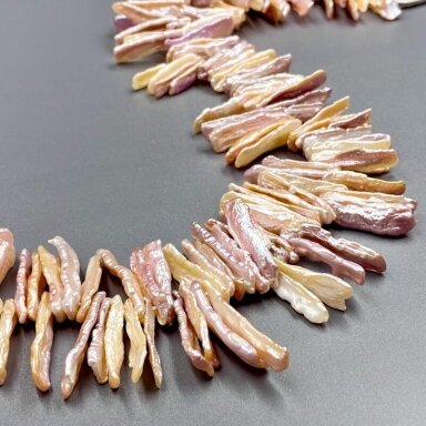 ±25x8mm rausvos mix sp. natūralūs gėlavandeniai perlai, 40cm juosta ±25x8mm rausvos mix sp. natūralūs gėlavandeniai perlai, 40cm juosta