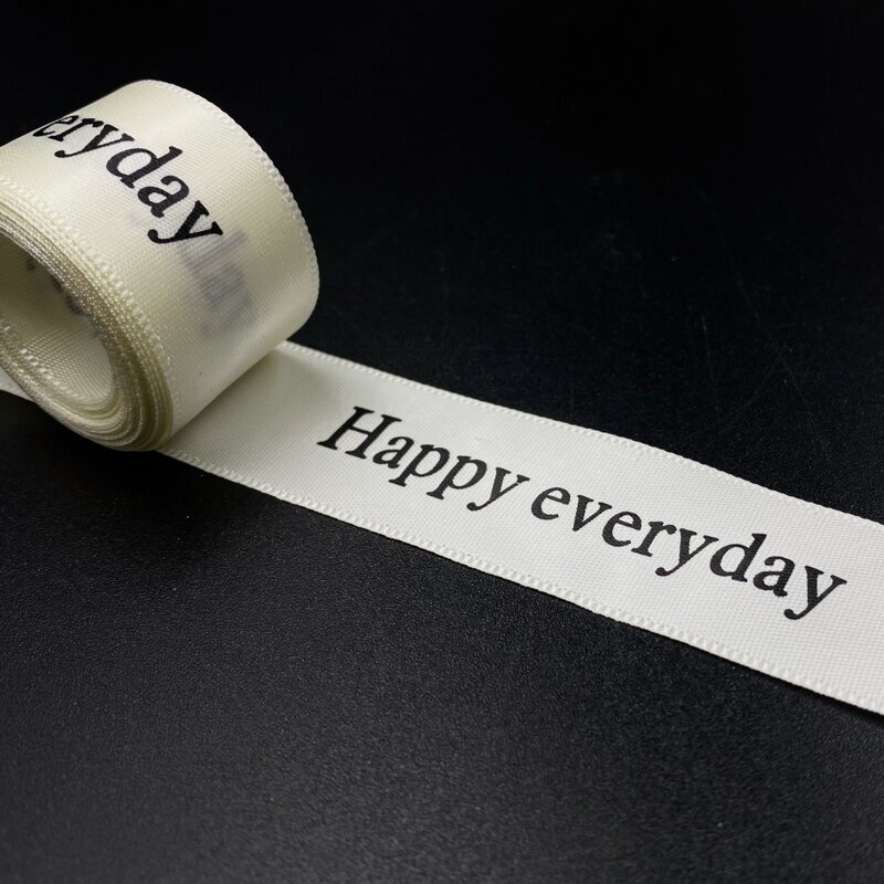 25mm gelsvos sp. atlasinė juostelė "HAPPY EVERYDAY, 1m