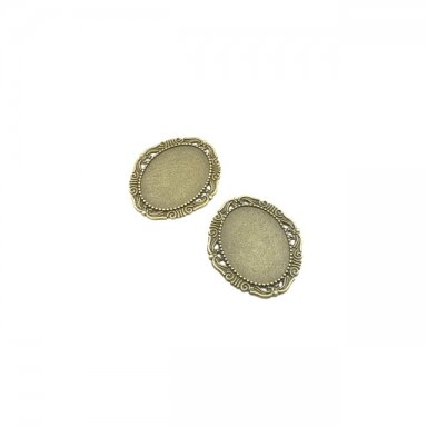 52x44mm žalvario sp. rėmelis 39,9x29,6mm kabošonui, 2vnt. 52x44mm žalvario sp. rėmelis 39,9x29,6mm kabošonui, 2vnt.