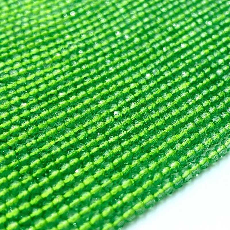 2mm skaidrūs salotinės sp. stiklo kristalai, 40cm