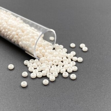 2x3mm perlamutrinės persikinės sp. biserio karoliukai, ±12g