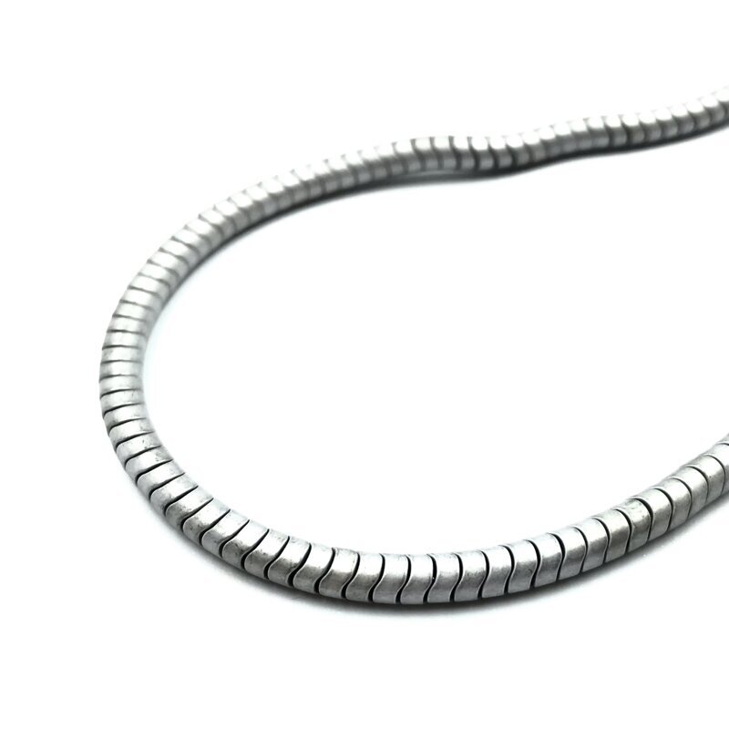 2x4mm matinės pilkos sp. disko formos hematitas, 40cm
