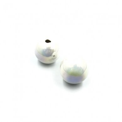 32mm baltos sp. su AB danga keramikiniai karoliukai, 2vnt. 32mm baltos sp. su AB danga keramikiniai karoliukai, 2vnt.