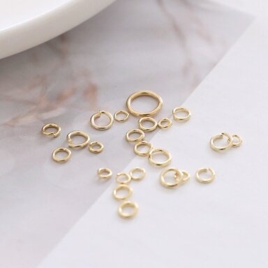 2x0,3mm 14k aukso sp. nerūdijančio plieno žiedeliai, 20vnt. 2x0,3mm 14k aukso sp. nerūdijančio plieno žiedeliai, 20vnt.