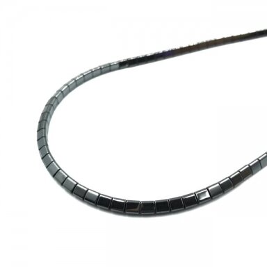 3x3mm trikampio formos hematitas, 40cm 3x3mm trikampio formos hematitas, 40cm