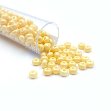 3x4mm gelsvos sp. biserio karoliukai, ±13g