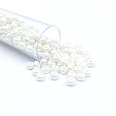 3x4mm perlamutrinės baltos sp. biserio karoliukai, ±13g