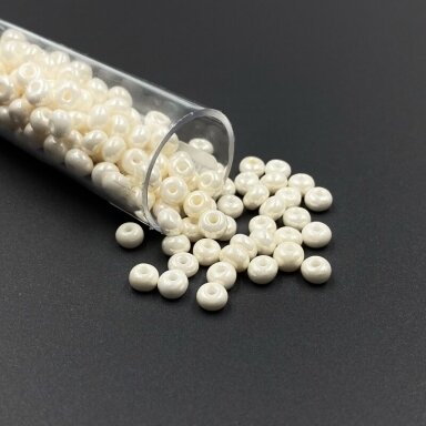 3x4mm perlamutrinės gelsvos sp. biserio karoliukai, ±1ęg