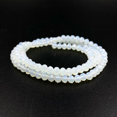 3x4mm dūminiai melsvos sp. rondelle formos karoliukai, 40cm juosta 3x4mm dūminiai melsvos sp. rondelle formos karoliukai, 40cm juosta