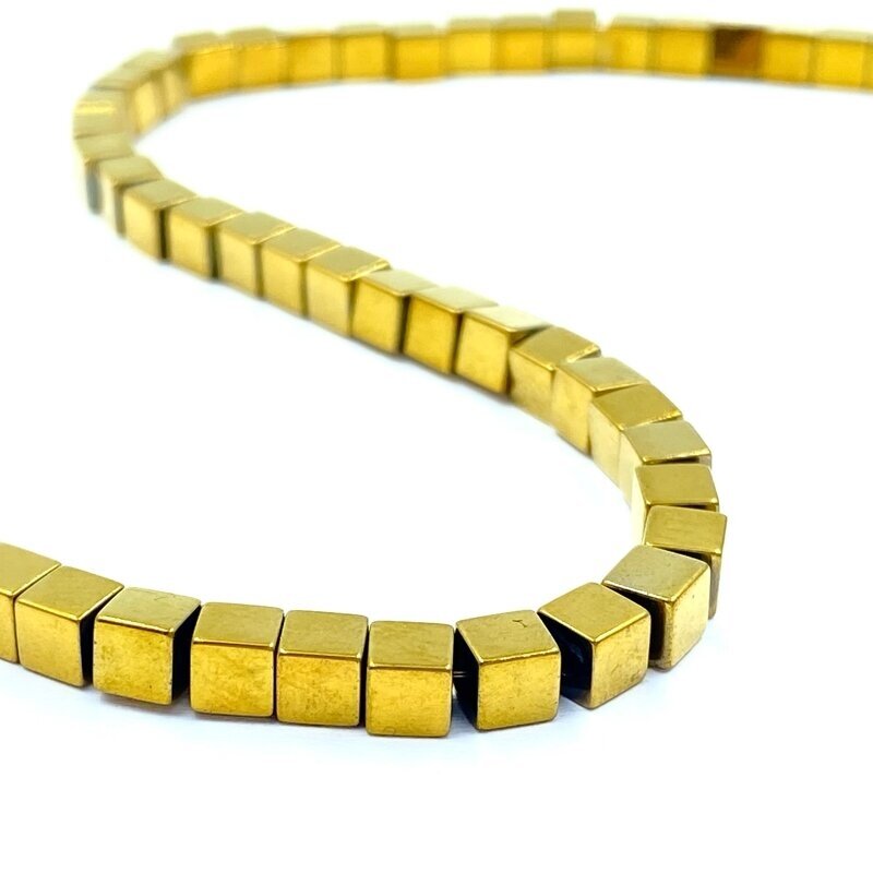 3x3mm 18k aukso sp. kubo formos hematitas, 40cm juosta 3x3mm 18k aukso sp. kubo formos hematitas, 40cm juosta