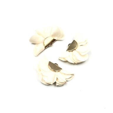 40x20mm persikinės sp. gėlyčių pakabukai, aukso sp. kepurėle, 3vnt.