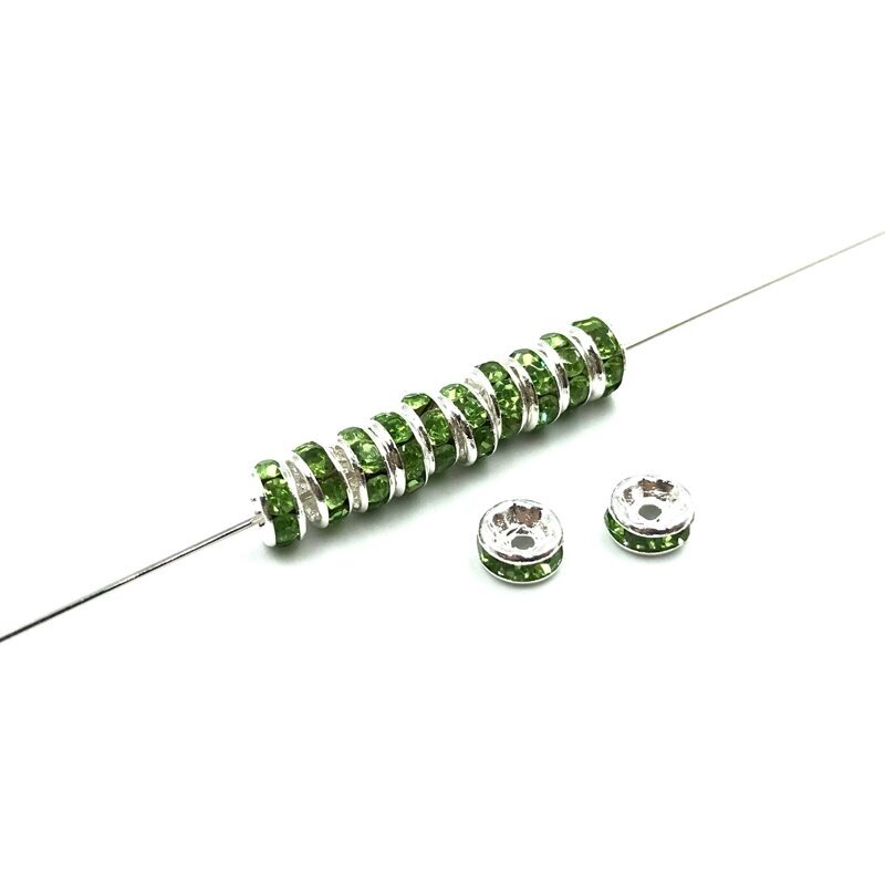 5mm sidabro sp. intarpas su  šviesiai žaliomis akutėmis, 25vnt.