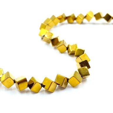 5x5mm 18k aukso sp. hematitas, 40cm juosta 5x5mm 18k aukso sp. hematitas, 40cm juosta