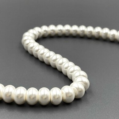 5x8mm kreminės sp. perlų masės karoliukai, 40cm juosta 5x8mm kreminės sp. perlų masės karoliukai, 40cm juosta