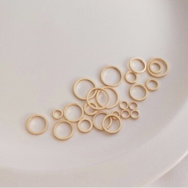 6mm 14k aukso sp. nerūdijančio plieno lituoti žiedeliai, 10vnt. 6mm 14k aukso sp. nerūdijančio plieno lituoti žiedeliai, 10vnt.