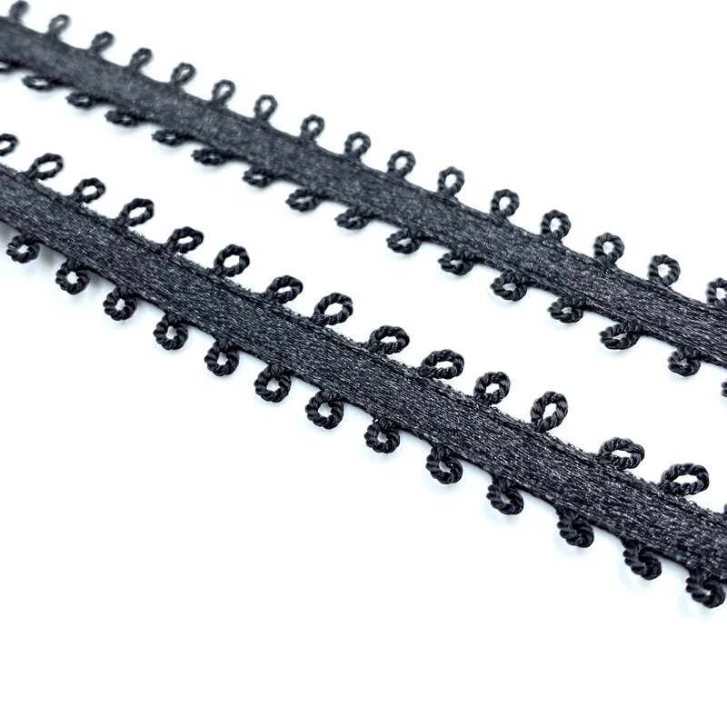 6mm juodos sp. atlasinė juostelė su kilputėmis, 1m