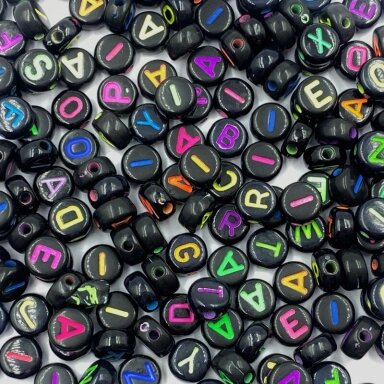 7x4mm plastikinių raidžių mix, 200vnt. 7x4mm plastikinių raidžių mix, 200vnt.