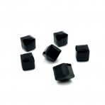 8mm juodos sp. kubo formos klijuojami kristalai, 5vnt.