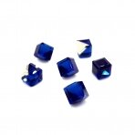 8mm mėlynos sp. kubo formos klijuojami kristalai, 5vnt.