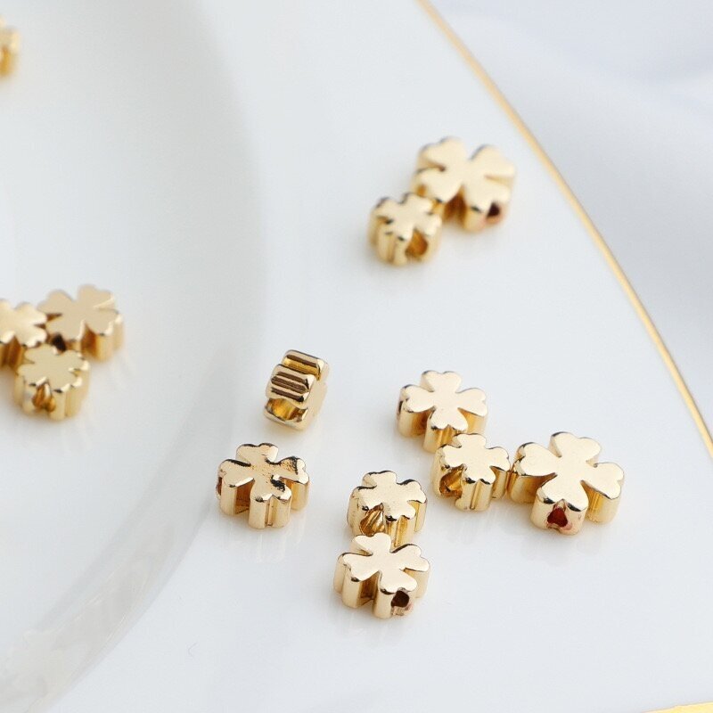 8mm 14k aukso sp. nerūdijančio plieno intarpai dobiliukai, 3vnt.