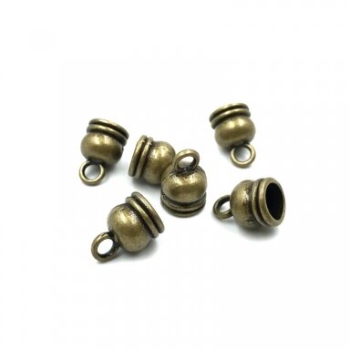 8x11mm žalvario sp. kepurėlės, 16vnt.