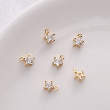 9x7mm 14k aukso sp. nerūdijančio plieno pakabukas žvaigždė, 1vnt. 9x7mm 14k aukso sp. nerūdijančio plieno pakabukas žvaigždė, 1vnt.