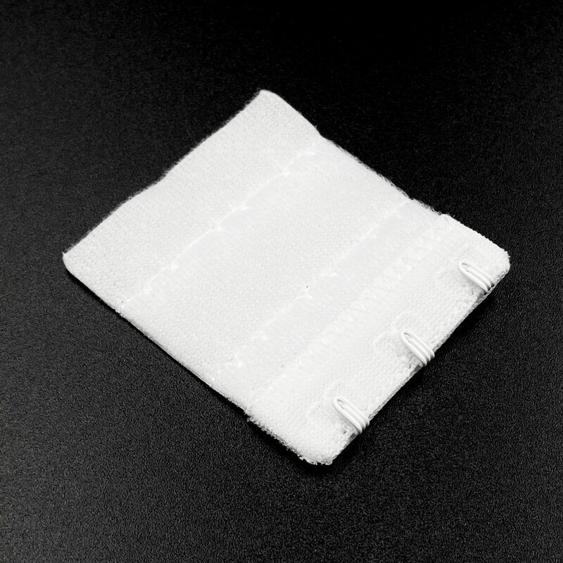 Baltos sp. liemenėlės užsegimo prailginimas, 3 kabliukų, 1vnt. 1 Baltos sp. liemenėlės užsegimo prailginimas, 3 kabliukų, 1vnt. 1